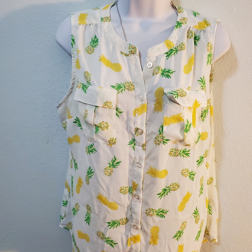 Soho White and Yellow Pineapple Print Button Down Shirt